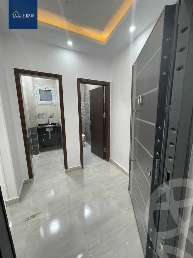 https://aqarmap.com.eg/en/listing/5754795-for-sale-cairo-6th-of-october-el-ahyaa-neighborhood-2nd-divided-from-al-kafrawei-st