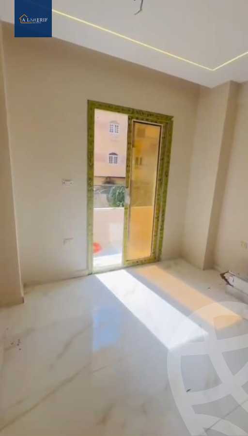 https://aqarmap.com.eg/en/listing/5809007-for-sale-cairo-6th-of-october-el-ahyaa-neighborhood-3rd-street-52
