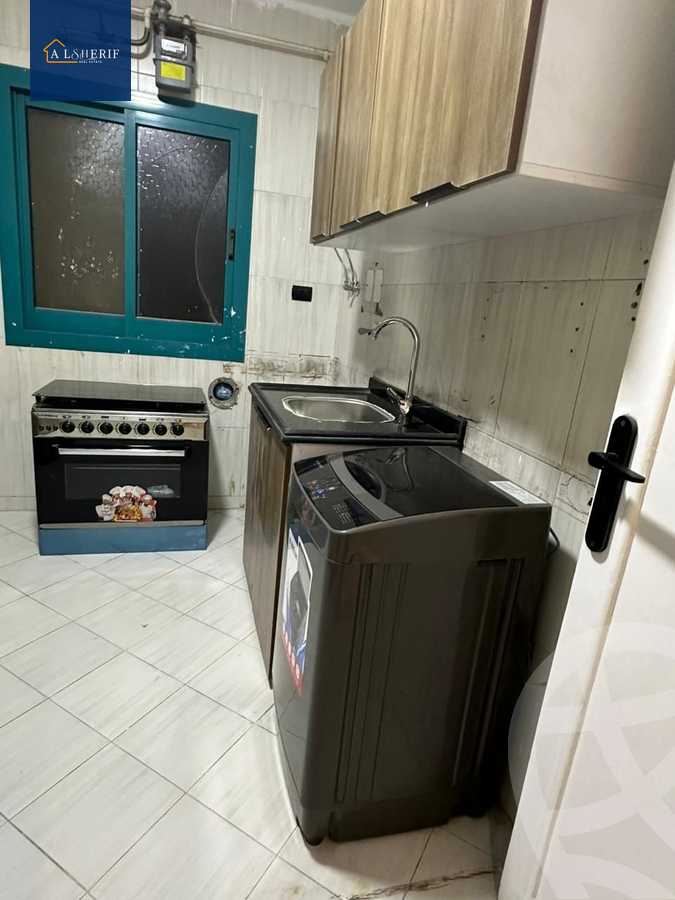 https://aqarmap.com.eg/ar/listing/5811929-for-rent-cairo-6th-of-october-el-ahyaa-neighborhood-1st