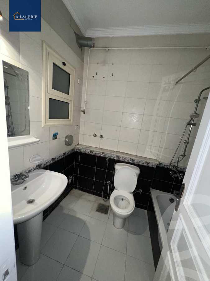 https://aqarmap.com.eg/ar/listing/5820284-for-rent-cairo-6th-of-october-el-ahyaa-neighborhood-6th-central-st