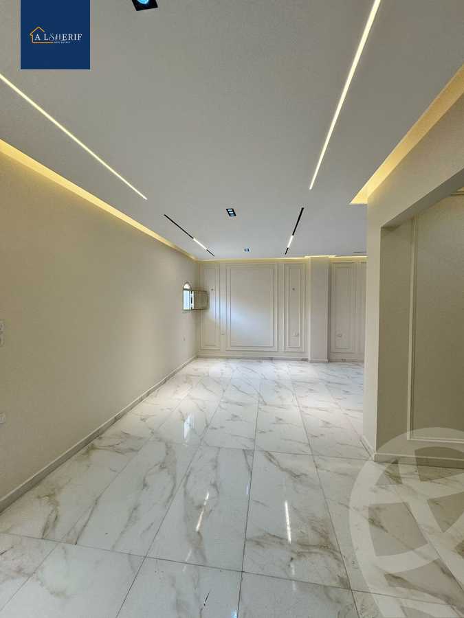 https://aqarmap.com.eg/en/listing/5820316-for-sale-cairo-6th-of-october-el-ahyaa-neighborhood-2nd-divided-from-al-kafrawei-st