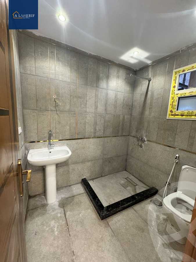 https://aqarmap.com.eg/en/listing/5820316-for-sale-cairo-6th-of-october-el-ahyaa-neighborhood-2nd-divided-from-al-kafrawei-st