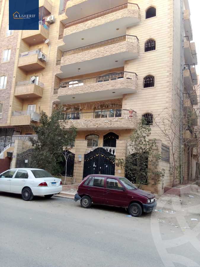 https://aqarmap.com.eg/en/listing/5826029-for-sale-cairo-6th-of-october-el-ahyaa-neighborhood-2nd-el-mohandes-hasan-abd-el-moneim-st