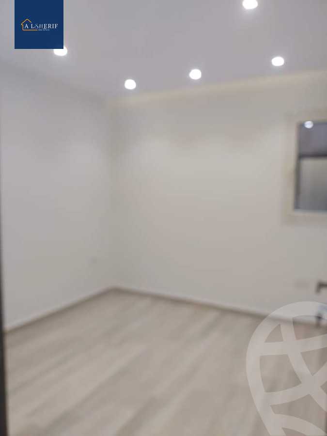 https://aqarmap.com.eg/en/listing/5837585-for-sale-cairo-6th-of-october-el-ahyaa-neighborhood-2nd-el-yasmin-st
