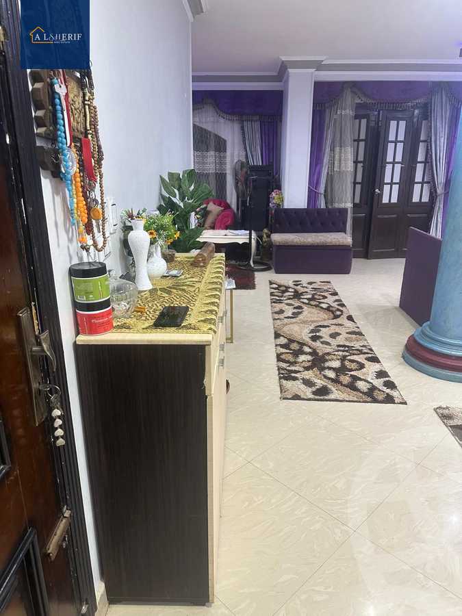 https://aqarmap.com.eg/ar/listing/5843327-for-sale-cairo-6th-of-october-el-ahyaa-neighborhood-5th