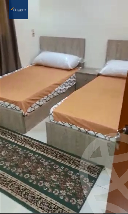https://aqarmap.com.eg/ar/listing/5843866-for-sale-cairo-6th-of-october-el-ahyaa-neighborhood-1st-rich-bake-st