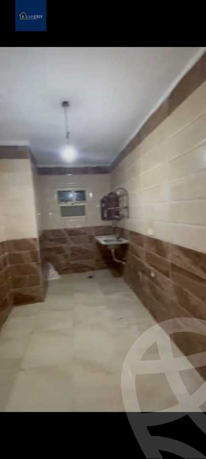 https://aqarmap.com.eg/en/listing/5864019-for-sale-cairo-6th-of-october-el-ahyaa-neighborhood-2nd-divided-from-al-kafrawei-st