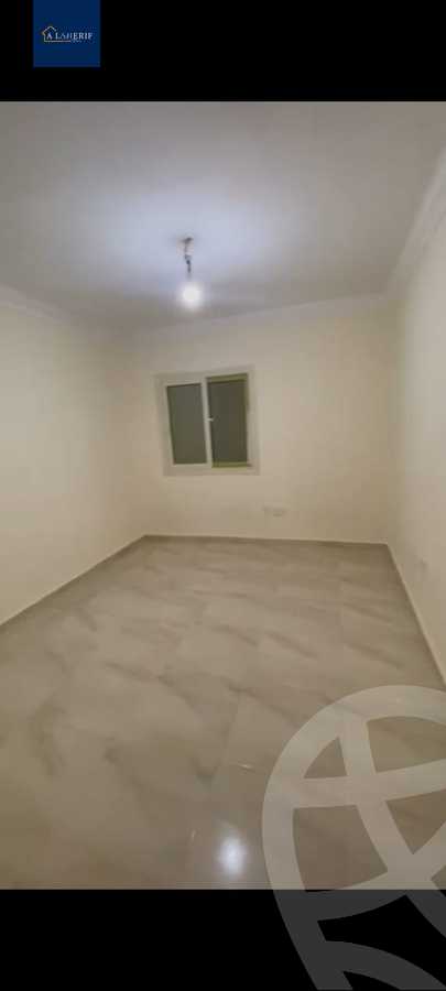 https://aqarmap.com.eg/en/listing/5864019-for-sale-cairo-6th-of-october-el-ahyaa-neighborhood-2nd-divided-from-al-kafrawei-st