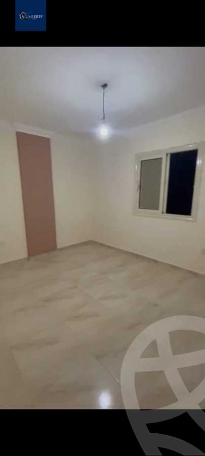 https://aqarmap.com.eg/en/listing/5864019-for-sale-cairo-6th-of-october-el-ahyaa-neighborhood-2nd-divided-from-al-kafrawei-st