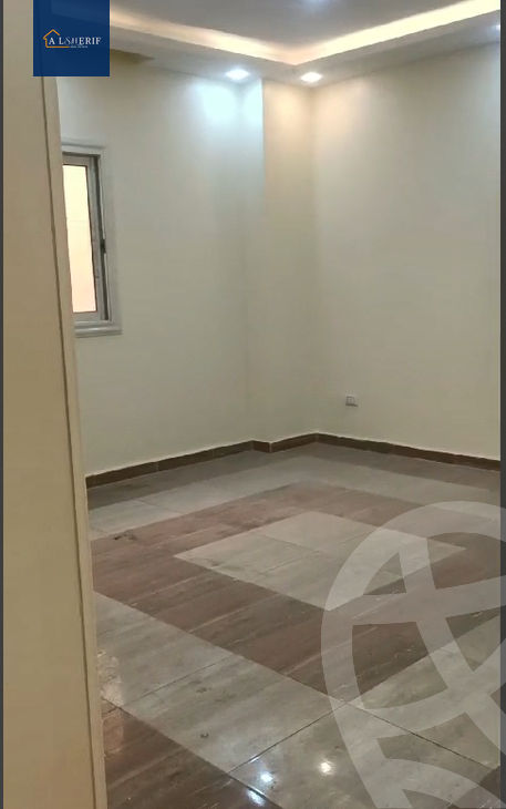 https://aqarmap.com.eg/ar/listing/5872894-for-sale-cairo-6th-of-october-el-ahyaa-neighborhood-5th-street-2