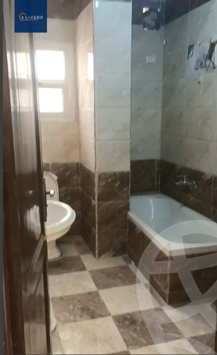https://aqarmap.com.eg/ar/listing/5872894-for-sale-cairo-6th-of-october-el-ahyaa-neighborhood-5th-street-2