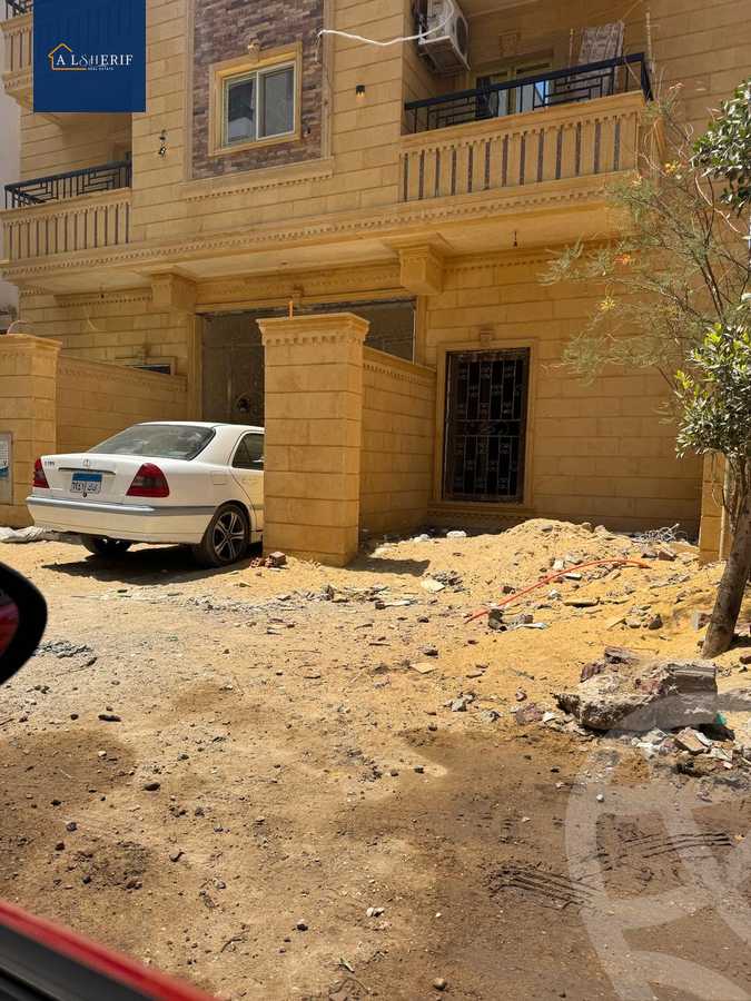 https://aqarmap.com.eg/ar/listing/5873312-for-sale-cairo-6th-of-october-el-ahyaa-neighborhood-4th-street-5