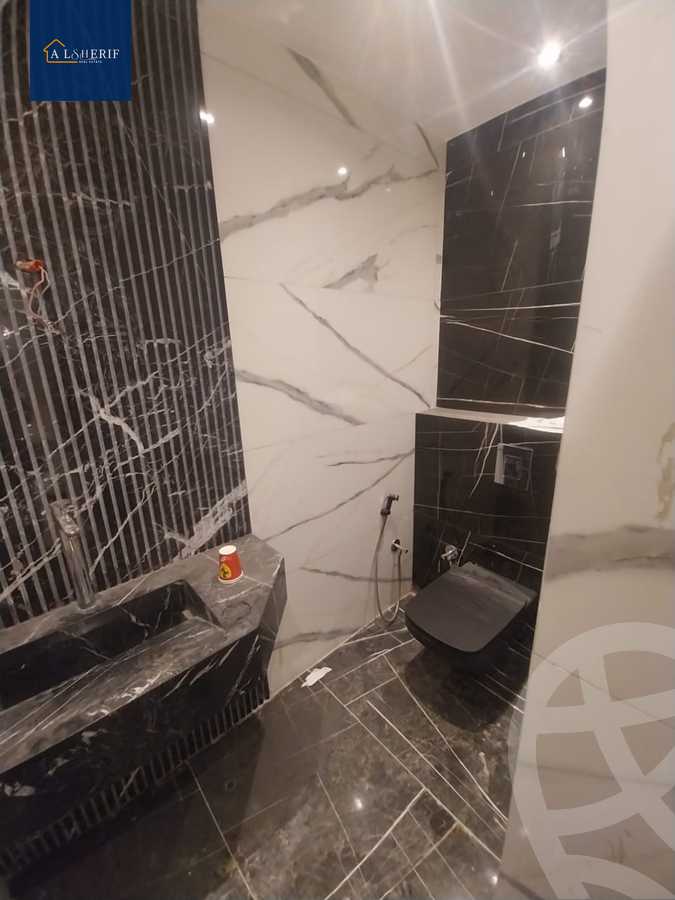 https://aqarmap.com.eg/en/listing/5873462-for-sale-cairo-6th-of-october-featured-neighborhood-fourth-touristic-village-ibrahim-nawwar-st