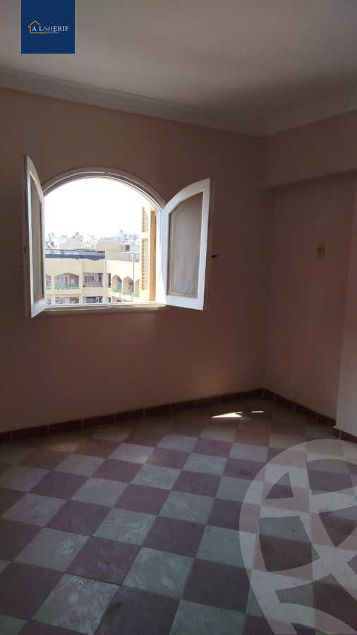 https://aqarmap.com.eg/ar/listing/5878395-for-rent-cairo-6th-of-october-el-ahyaa-neighborhood-1st-al-maahad