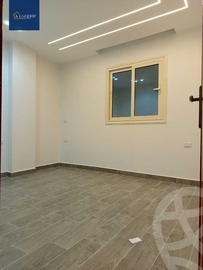 https://aqarmap.com.eg/ar/listing/5878486-for-sale-cairo-6th-of-october-el-ahyaa-neighborhood-5th-street-19