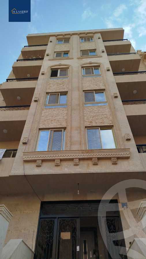 https://aqarmap.com.eg/ar/listing/5881986-for-sale-cairo-6th-of-october-el-ahyaa-neighborhood-2nd-dr-ashraf-radwan-st