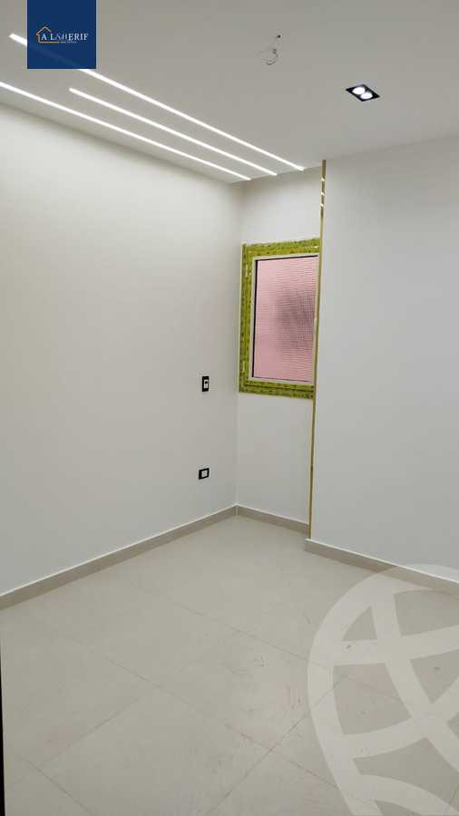 https://aqarmap.com.eg/en/listing/5883203-for-sale-cairo-6th-of-october-el-ahyaa-neighborhood-3rd