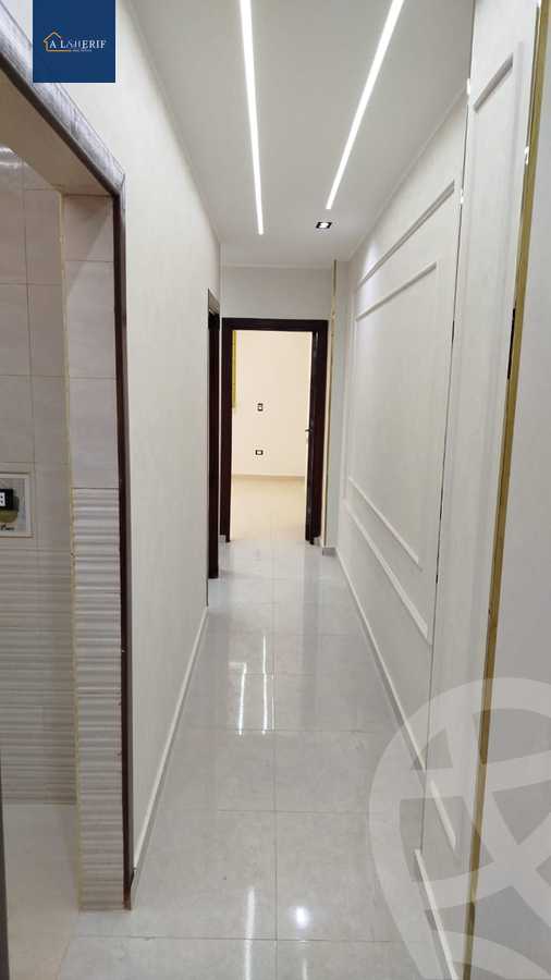 https://aqarmap.com.eg/en/listing/5883203-for-sale-cairo-6th-of-october-el-ahyaa-neighborhood-3rd