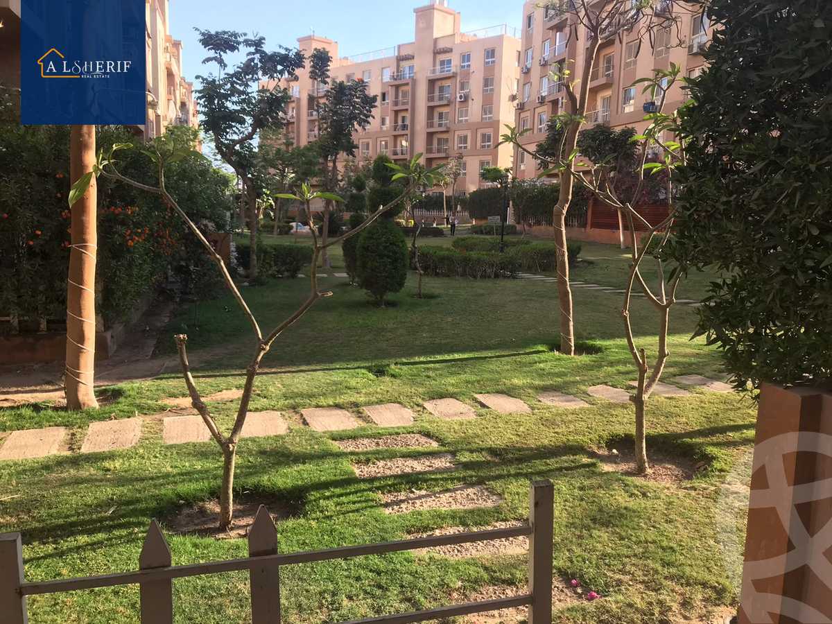https://aqarmap.com.eg/en/listing/5883855-for-sale-cairo-6th-of-october-hadaeq-october-kmbwnd-fy-hdyq-ktwbr-degla-gardens