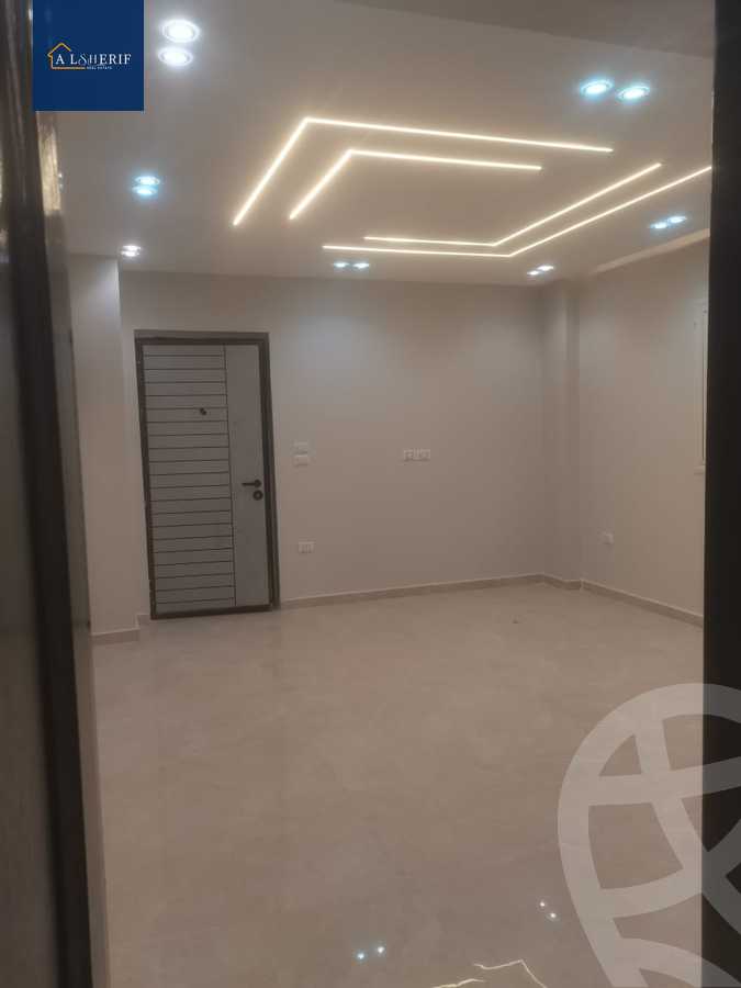 https://aqarmap.com.eg/en/listing/5895776-for-sale-cairo-6th-of-october-el-ahyaa-neighborhood-3rd-no-8-st