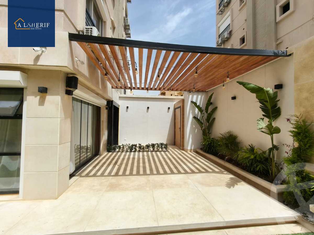 https://aqarmap.com.eg/ar/listing/5924648-for-sale-cairo-6th-of-october-featured-neighborhood-first-touristic-village-el-shaheed-mohammed-abdul-latif-alshimi-st