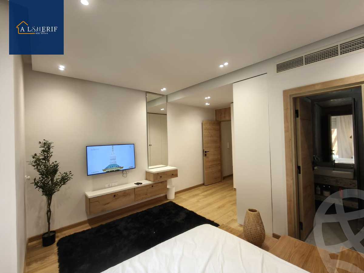https://aqarmap.com.eg/ar/listing/5924648-for-sale-cairo-6th-of-october-featured-neighborhood-first-touristic-village-el-shaheed-mohammed-abdul-latif-alshimi-st