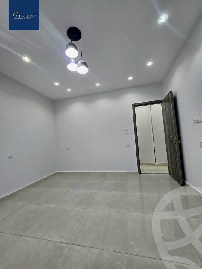 https://aqarmap.com.eg/en/listing/5941043-for-sale-cairo-6th-of-october-el-ahyaa-neighborhood-2nd-el-yasmin-st