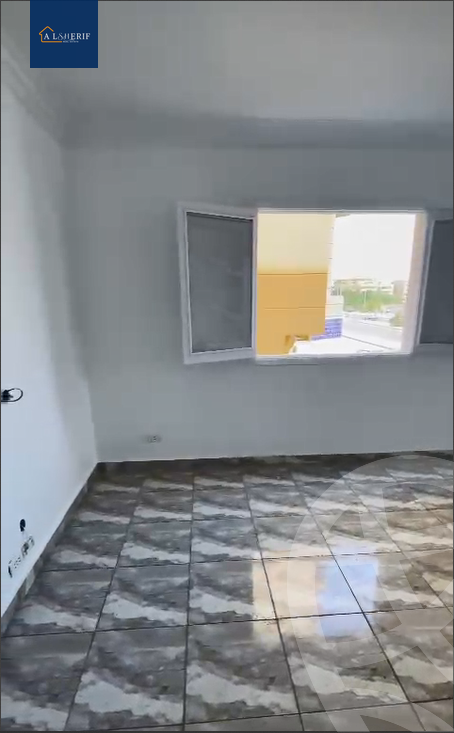 https://aqarmap.com.eg/en/listing/5941347-for-sale-cairo-6th-of-october-el-ahyaa-neighborhood-5th-no-3-st