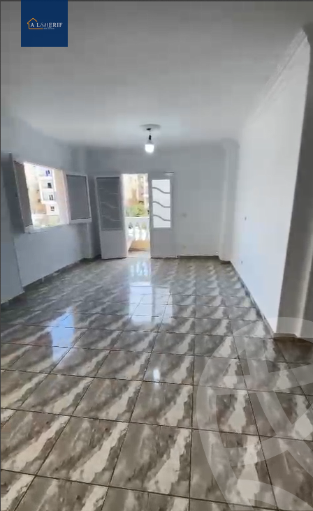 https://aqarmap.com.eg/en/listing/5941347-for-sale-cairo-6th-of-october-el-ahyaa-neighborhood-5th-no-3-st