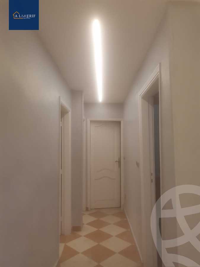 https://aqarmap.com.eg/en/listing/5943766-for-sale-cairo-6th-of-october-el-ahyaa-neighborhood-2nd-divided-from-al-kafrawei-st