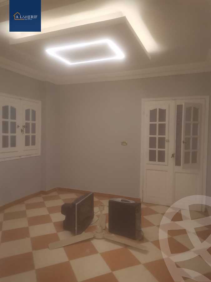 https://aqarmap.com.eg/en/listing/5943766-for-sale-cairo-6th-of-october-el-ahyaa-neighborhood-2nd-divided-from-al-kafrawei-st