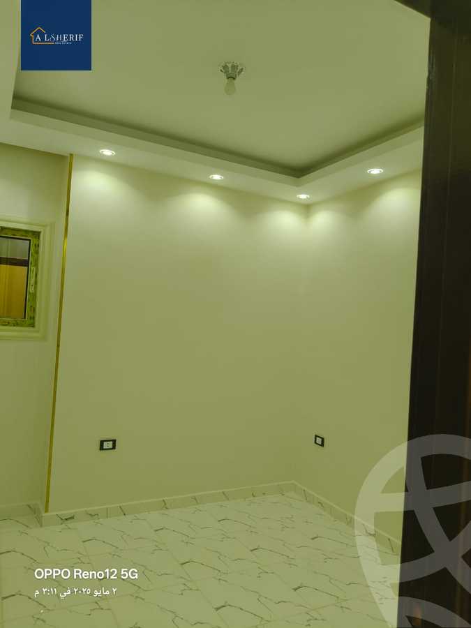 https://aqarmap.com.eg/ar/listing/5947902-for-sale-cairo-6th-of-october-el-ahyaa-neighborhood-2nd-el-yasmin-st