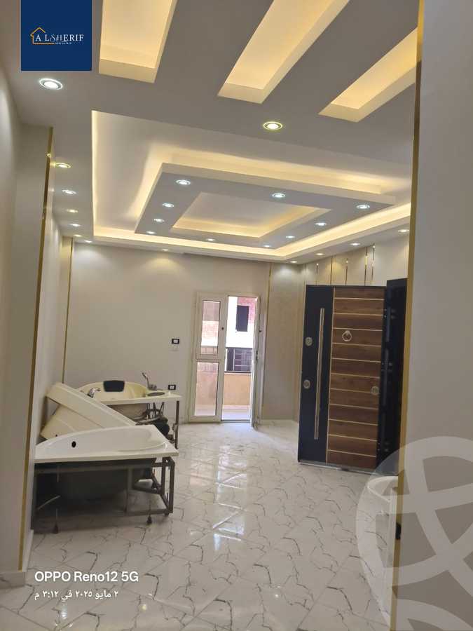 https://aqarmap.com.eg/ar/listing/5947902-for-sale-cairo-6th-of-october-el-ahyaa-neighborhood-2nd-el-yasmin-st