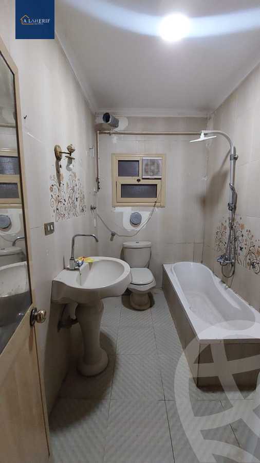 https://aqarmap.com.eg/en/listing/5954441-for-sale-cairo-6th-of-october-el-ahyaa-neighborhood-4th-neighbourhood-1