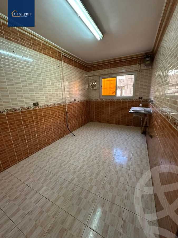 https://aqarmap.com.eg/ar/listing/5977464-for-rent-cairo-6th-of-october-el-ahyaa-neighborhood-1st-sixth-neighborhood