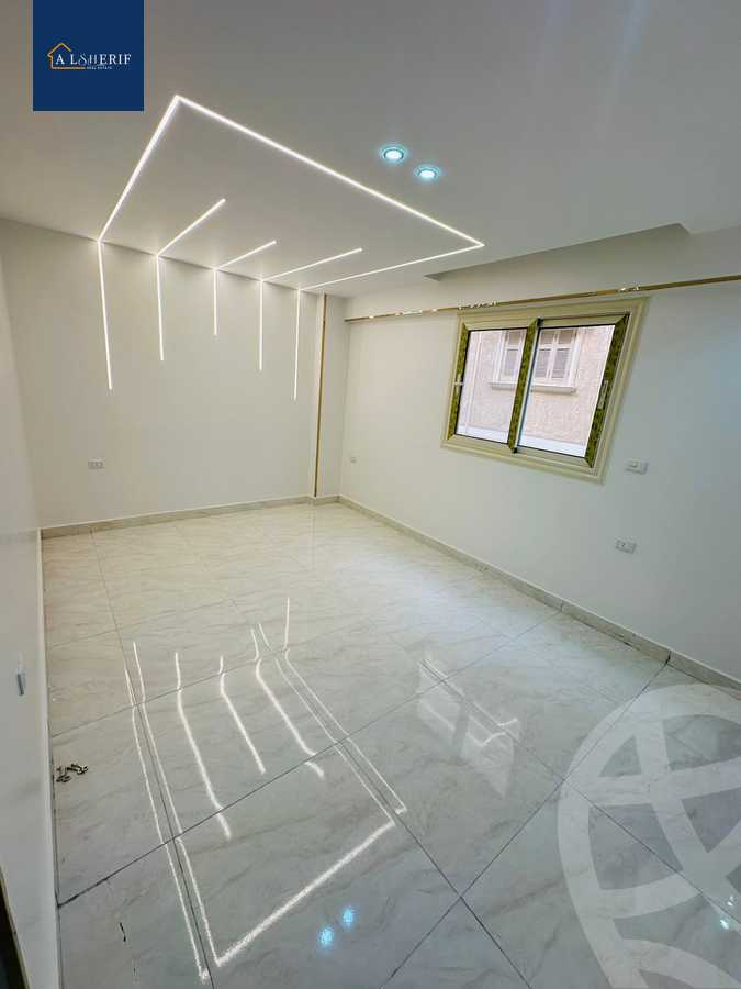 https://aqarmap.com.eg/en/listing/5984163-for-sale-cairo-6th-of-october-el-ahyaa-neighborhood-5th-street-2