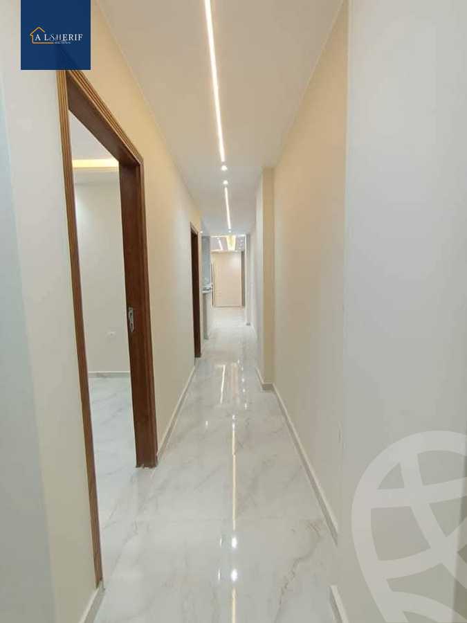 https://aqarmap.com.eg/en/listing/5984331-for-sale-cairo-6th-of-october-el-ahyaa-neighborhood-2nd-dr-mohammed-badawi-st