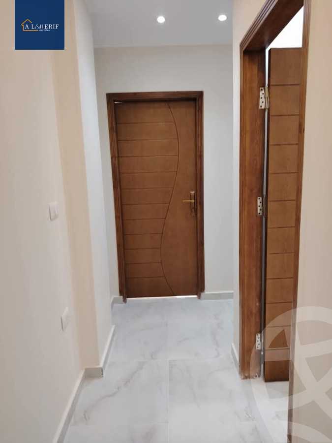 https://aqarmap.com.eg/en/listing/5984331-for-sale-cairo-6th-of-october-el-ahyaa-neighborhood-2nd-dr-mohammed-badawi-st
