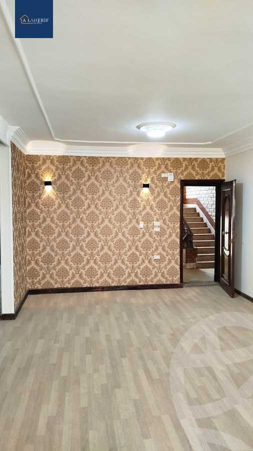 https://aqarmap.com.eg/en/listing/5988780-for-rent-cairo-6th-of-october-el-ahyaa-neighborhood-1st-rich-bake-st