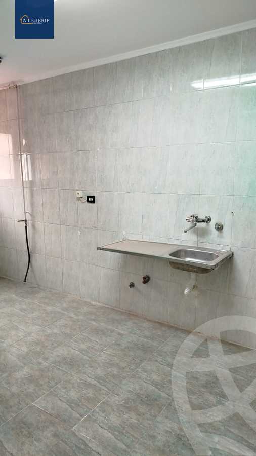 https://aqarmap.com.eg/en/listing/5988780-for-rent-cairo-6th-of-october-el-ahyaa-neighborhood-1st-rich-bake-st