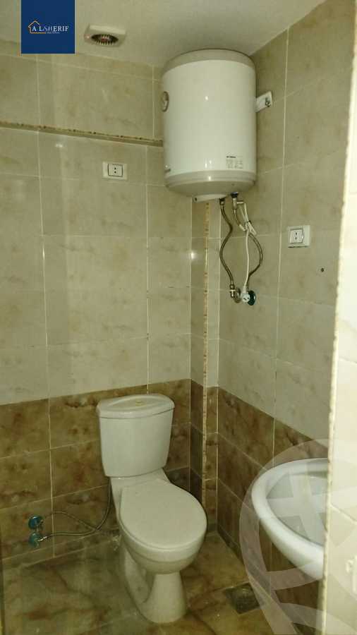 https://aqarmap.com.eg/en/listing/5989221-for-rent-cairo-6th-of-october-el-ahyaa-neighborhood-1st-rich-bake-st