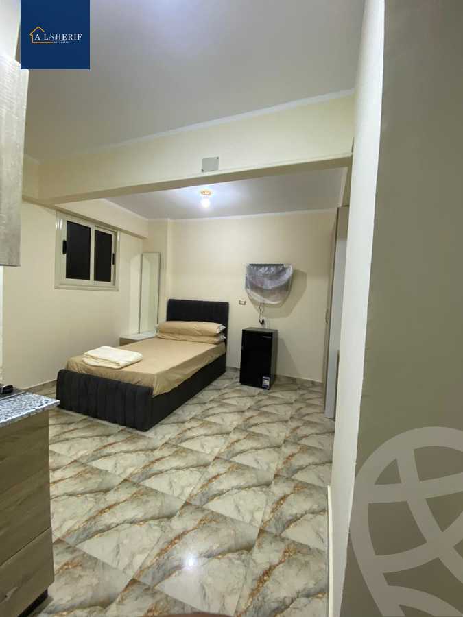 https://aqarmap.com.eg/en/listing/6013390-for-rent-cairo-6th-of-october-el-ahyaa-neighborhood-1st-rich-bake-st