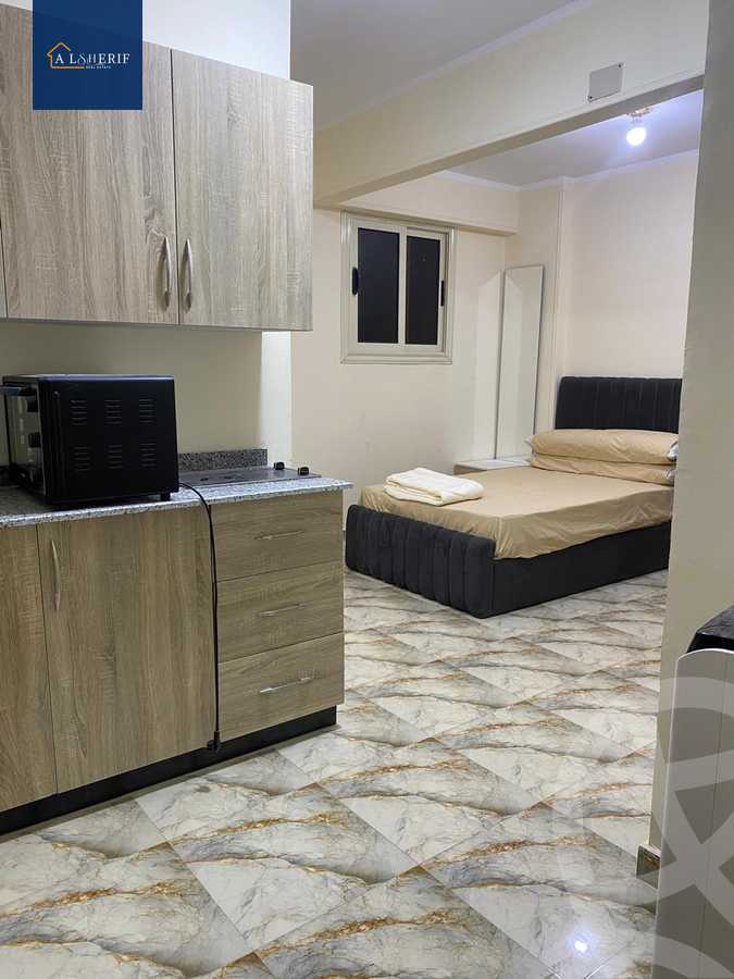 https://aqarmap.com.eg/en/listing/6013390-for-rent-cairo-6th-of-october-el-ahyaa-neighborhood-1st-rich-bake-st
