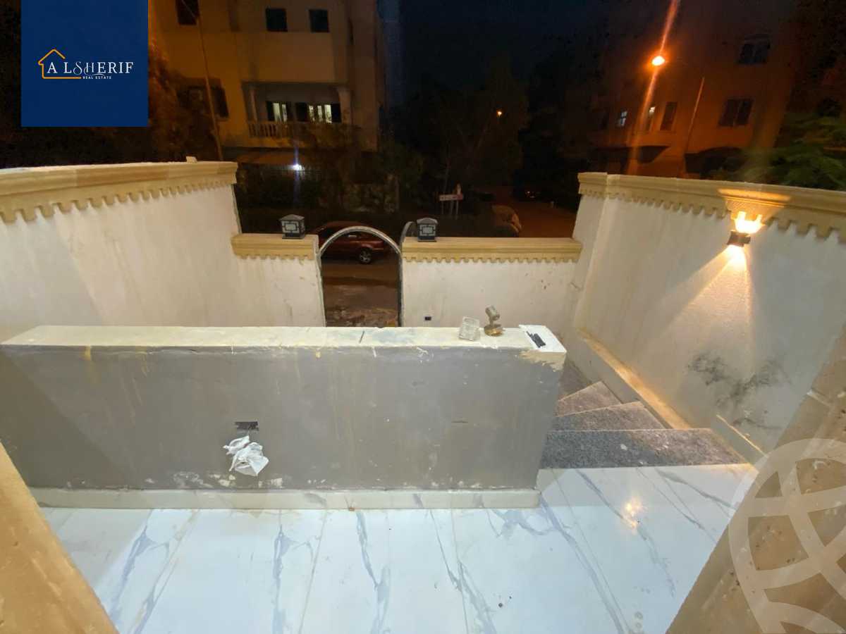 https://aqarmap.com.eg/en/listing/6016075-for-sale-cairo-6th-of-october-el-ahyaa-neighborhood-3rd-al-hay-al-thalith-st