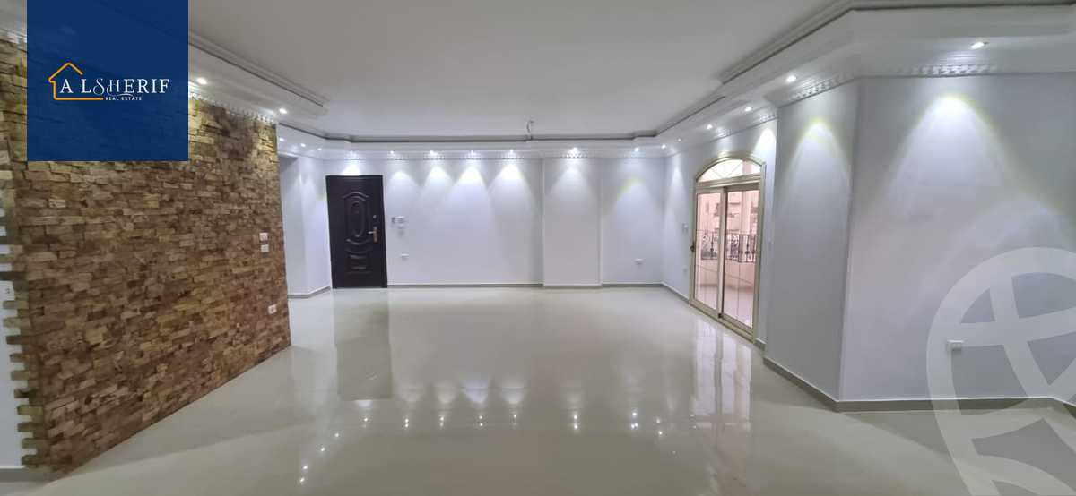 https://aqarmap.com.eg/en/listing/6018709-for-sale-cairo-6th-of-october-el-ahyaa-neighborhood-3rd-street-6