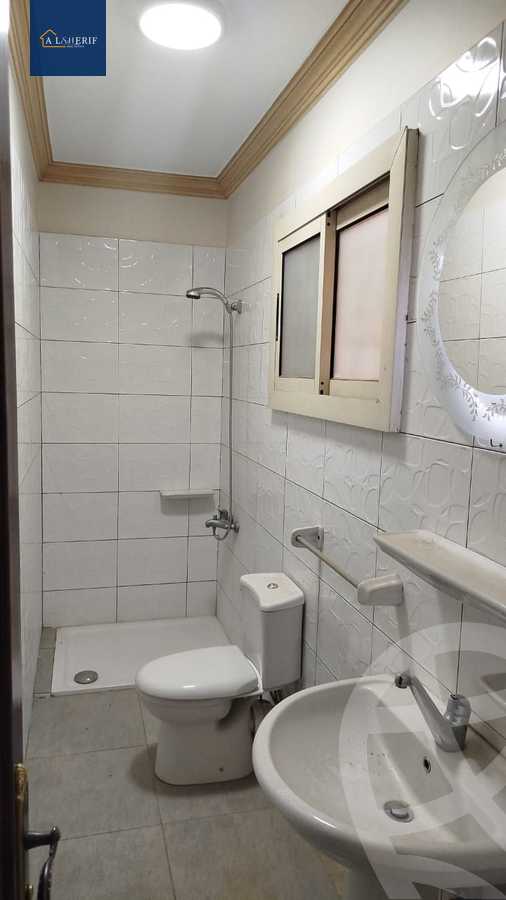 https://aqarmap.com.eg/en/listing/6021775-for-sale-cairo-6th-of-october-el-ahyaa-neighborhood-4th-district-no-7