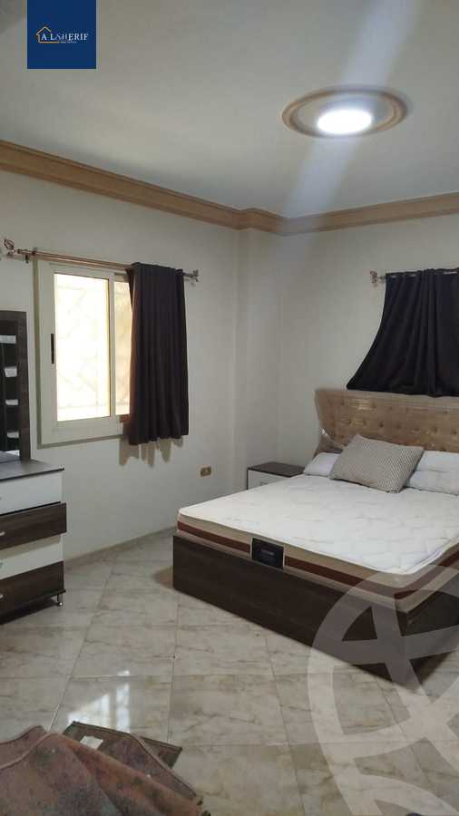 https://aqarmap.com.eg/en/listing/6021775-for-sale-cairo-6th-of-october-el-ahyaa-neighborhood-4th-district-no-7