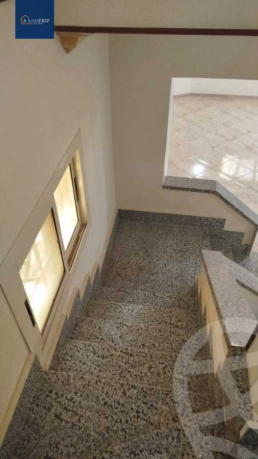https://aqarmap.com.eg/en/listing/6021775-for-sale-cairo-6th-of-october-el-ahyaa-neighborhood-4th-district-no-7