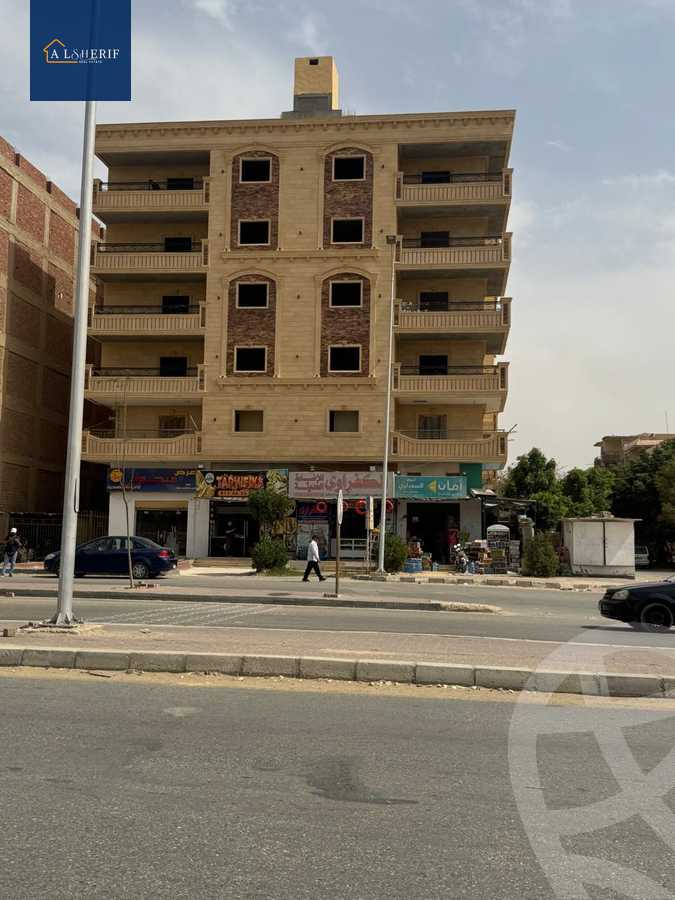 https://aqarmap.com.eg/en/listing/6021877-for-sale-cairo-6th-of-october-el-ahyaa-neighborhood-4th-street-2