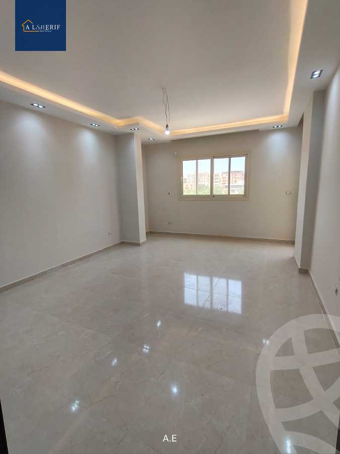 https://aqarmap.com.eg/en/listing/6039786-for-sale-cairo-6th-of-october-el-ahyaa-neighborhood-5th-street-2